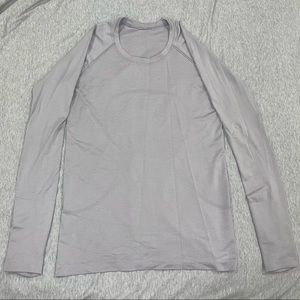 Lululemon Run: Swiftly Tech Long Sleeve Lilac Purple silver - Size 10